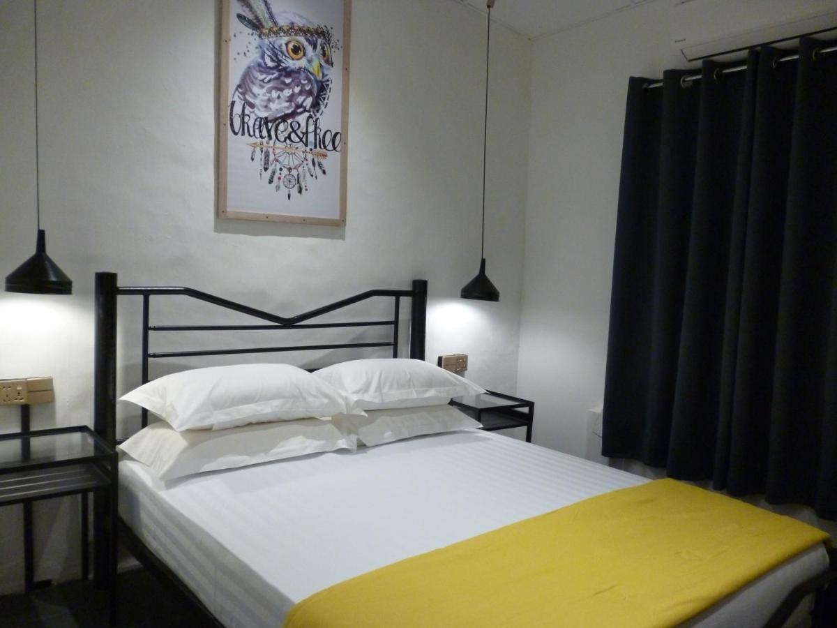 Ola Hostel Малакка Экстерьер фото