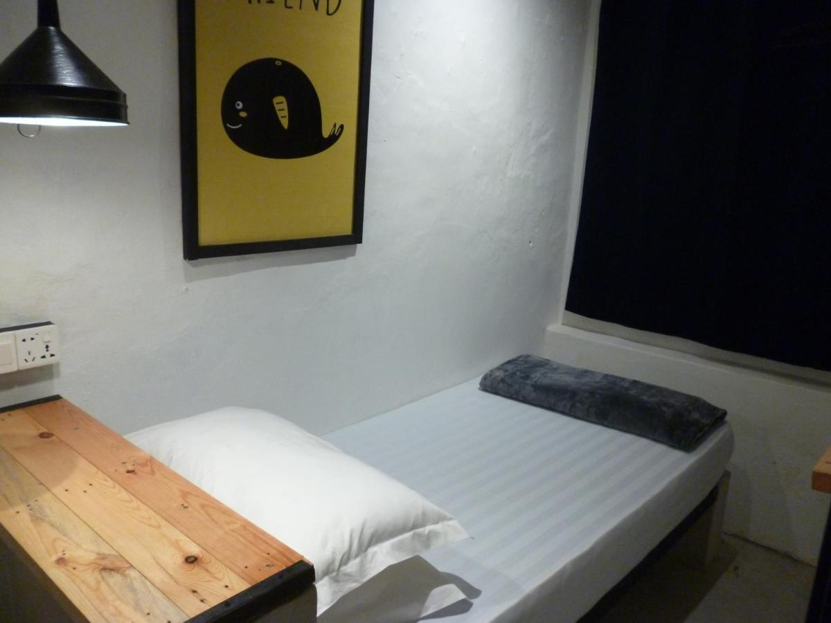 Ola Hostel Малакка Экстерьер фото